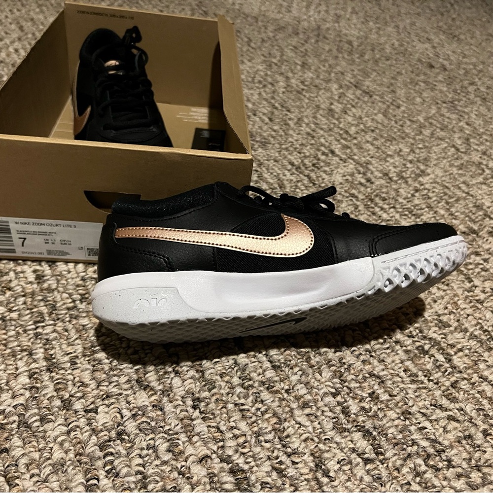 Nike woman’s shoes